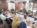 Hearing-DPRD-Pekanbaru-Bahas-Kabel.jpg