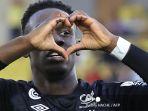Ini-dia-penyerang-arsenal-yang-masuk-radar-Inter-Milan.jpg