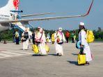 Jemaah-haji-Pekanbaru-tiba-di-Bandara-SSK-II-Pekanbaru.jpg