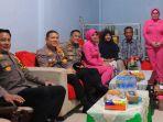 Kapolres-Rohil-saat-kegiatan-bakti-sosial.jpg