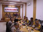 Kapolres-dumai-pimpin-rapat-terkait-pengamanan-debat-publik-ke-2.jpg