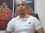 Kasat-Res-Narkoba-Polres-Kuansing-AKP-Novris-H-Simanjuntak-memberi-keterangan.jpg