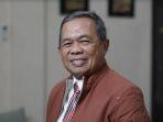 Kepala-OJK-Provinsi-Riau-M-Lutfi.jpg