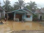 Kondisi-banjir-mulai-surut-di-Desa-Kemuning-Tua-Kemuning-Inhil-R.jpg