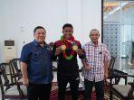 Maizir-Riyondra-bersama-Sekda-Riau-SF-Hariyanto.jpg