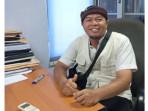 Pengamat-sosial-politik-dosen-UNRI-Adlin-SSos-MSi-menyoroti-jalan-rusak-di-Riau.jpg