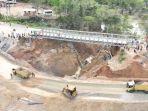 Pengerjaan-Jalan-Lintas-Riau-Sumbar-Tanjung-Alai-yang-amblas.jpg