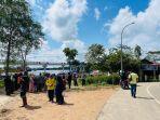 Pengunjung-skywalk-Tengku-Buwang-Asmara-Siak.jpg