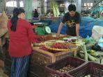 Penjual_Cabai_Merah_di_Pasar_Terubuk_Bengkalis-Rabu-13-Maret-2024.jpg