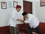 Pilgub-Riau-2024-Tiba-tiba-M-Nasir-Temui-Ustad-Abdul-Somad-Minta-Petuah-untuk-Maju-Jadi-Cagubri.jpg