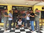 Polsek-Ujung-Batu-saat-berhasil-menangkap-pelaku-percobaan-pembunuhan.jpg