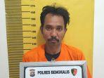Pria-berinisial-RS-33-warga-Desa-Kesumbo-Ampai-ditangkap-polres-bengkalis.jpg
