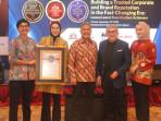 RS-Awal-Bros-Group-kembali-berhasil-meraih-penghargaan.jpg