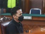 Richard-Eliezer-atau-Bharada-E-hadapi-sidang-vonis.jpg
