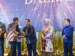 Sekda-Provinsi-Riau-Syahrial-Abdi-mewakili-Gubernur-Riau.jpg