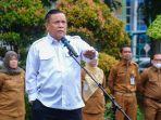 Sekdaprov-Riau-SF-Hariyanto-berkunjung-ke-RSJ-Tampan.jpg