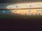 Seleksi-tim-PSPS-Riau-di-stadion-utama.jpg