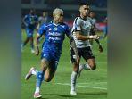 Skor-Persib-bandung-vs-Persikabo-di-babak-pertama-1.jpg