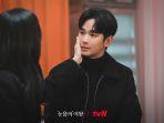 Spoiler-dan-Jadwal-Tayang-Queen-of-Tears-Episode-15-dan-16-Akankah-Happy-Ending.jpg