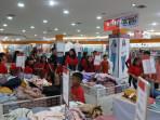 Suasana-di-salah-satu-tenant-Mal-Pekanbaru-beberapa-waktu-lalu.jpg