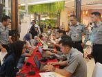Suasana_pelayanan_Eazy_Passport_di_Pekanbaru_19042025.jpg