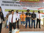 Tersangka_peredaran_narkoba_dihadirkan_Saat_Pers_Conference_di_Mapolres_Bengkalis.jpg