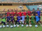 Tim-sepakbola-Riau-di-Popnas-2025.jpg