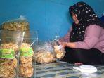 Usaha-keripik-tempe-sagu-marpoyan-damai-pekanbaru.jpg