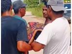 Viral_Jasad_Dibopong_di_Desa_Senama_Nenek_Kampar.jpg