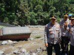 Wakapolda-Sumbar-meninjau-lokasi-banjir-bandang-di-Silaiang-Tanah-Datar-Minggu-1252024.jpg