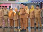 Wali_kota_Dumai_Paisal_dalam_upacara_09102025.jpg