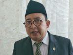akil-ketua-dpr-fadli-zon-di-kompleks-parlemen.jpg