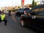 aksi-kompol-tutu-mulyana-goyang-boboho.jpg