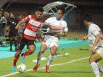alfat-fathier-pemain-madura-united.jpg