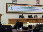 anggota-dprd-inhil-laporkan-hasil-reses_20180903_235356.jpg