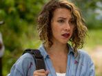 angie-teodora-dick-dalam-film-horor-zombie-tidal-wave.jpg