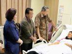 ani-yudhoyono-sakit.jpg