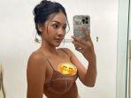 anya-geraldine-pakai-bra-di-kamar-mandi-disebut-terlihat-tua-tapi-bikin-gemes-dan-ada-yang-gede.jpg