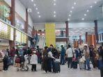 arus-balik-pada-Hari-Raya-Idul-Fitri-2024-di-bandara-SSK-II.jpg