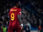 as-roma-kesulitan-cari-pengganti-tammy-abraham-yang-cedera-bidikan-mourinho-dipepet-inter-milan.jpg
