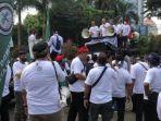 asosiasi-petani-kelapa-sawit-indonesia-melakukan-unjuk-rasa.jpg