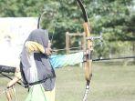 atlet-panahan-siak-rizka.jpg