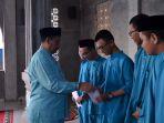 bantuan-di-jumat-barokah.jpg