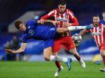 bek-chelsea-marcos-alonso-kiri-bersaing-dengan-bek-atletico-madrid.jpg