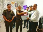 berkas-perkara-pt-sss-dilimpahkan-ke-jaksa.jpg
