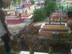 bongkar-kuburan.jpg