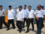 bupati-bengkalis-tinjau-dermaga-roro_20160224_173549.jpg