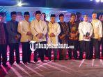 bupati-kepulauan-meranti-bersama-tokoh-masyarakat-kepulauan-meranti-dan-undangan.jpg