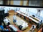 cctv-lurah-ngamuk-di-ruangan-kepsek.jpg
