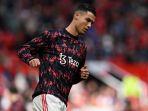 cristiano-ronaldo-dipastikan-tetap-berseragam-manchester-united.jpg